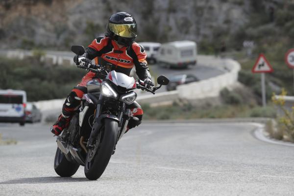 Triumph Street Triple RS (2020) Visordown review